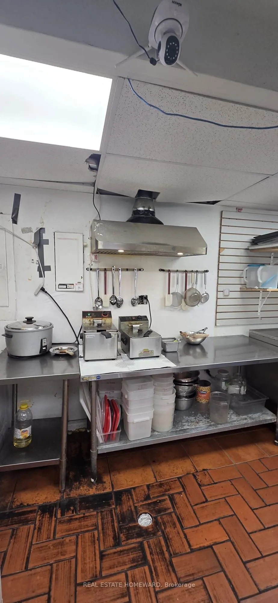 160 Baldwin Street, #66-B9 & 67-B8