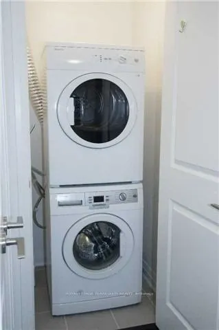 8 Mercer Street, #412