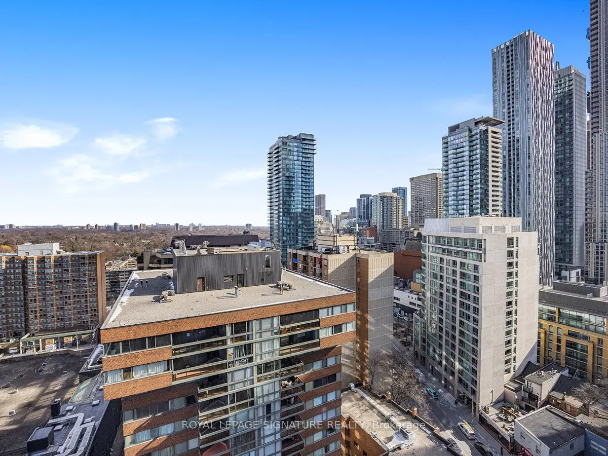 32 Davenport Road, #1704