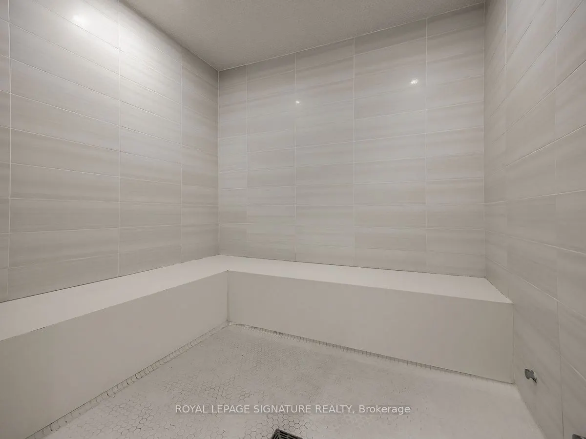 32 Davenport Road, #1704