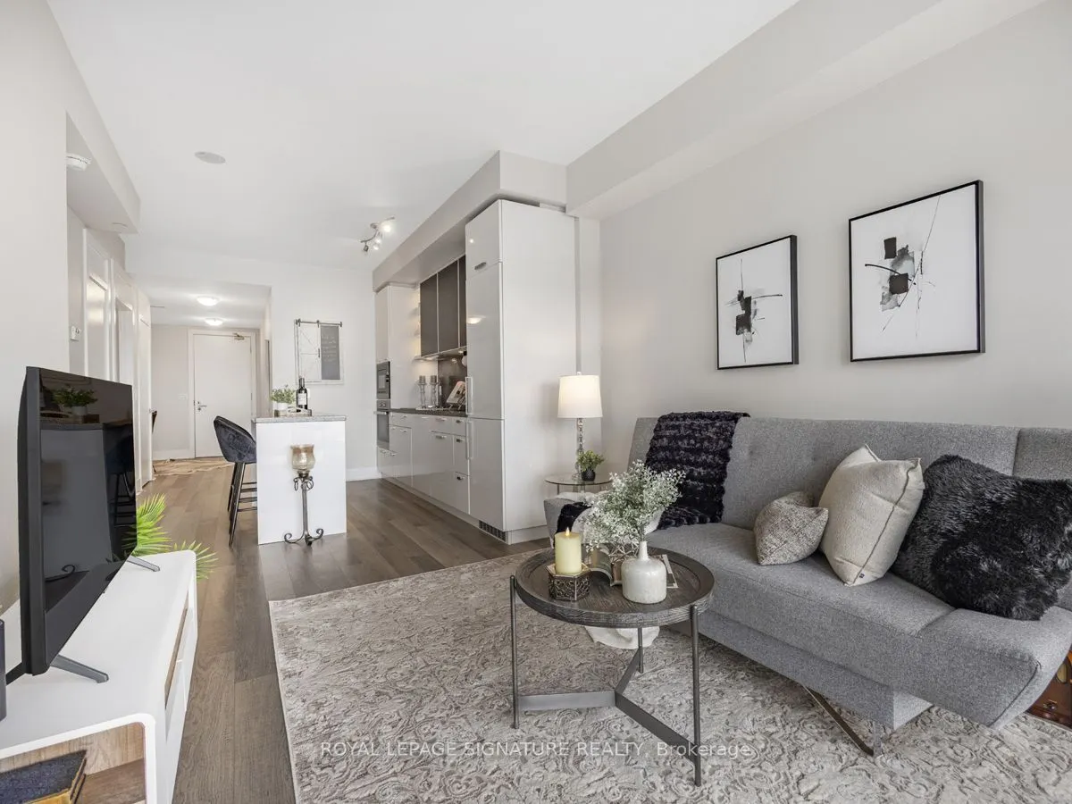 32 Davenport Road, #1704