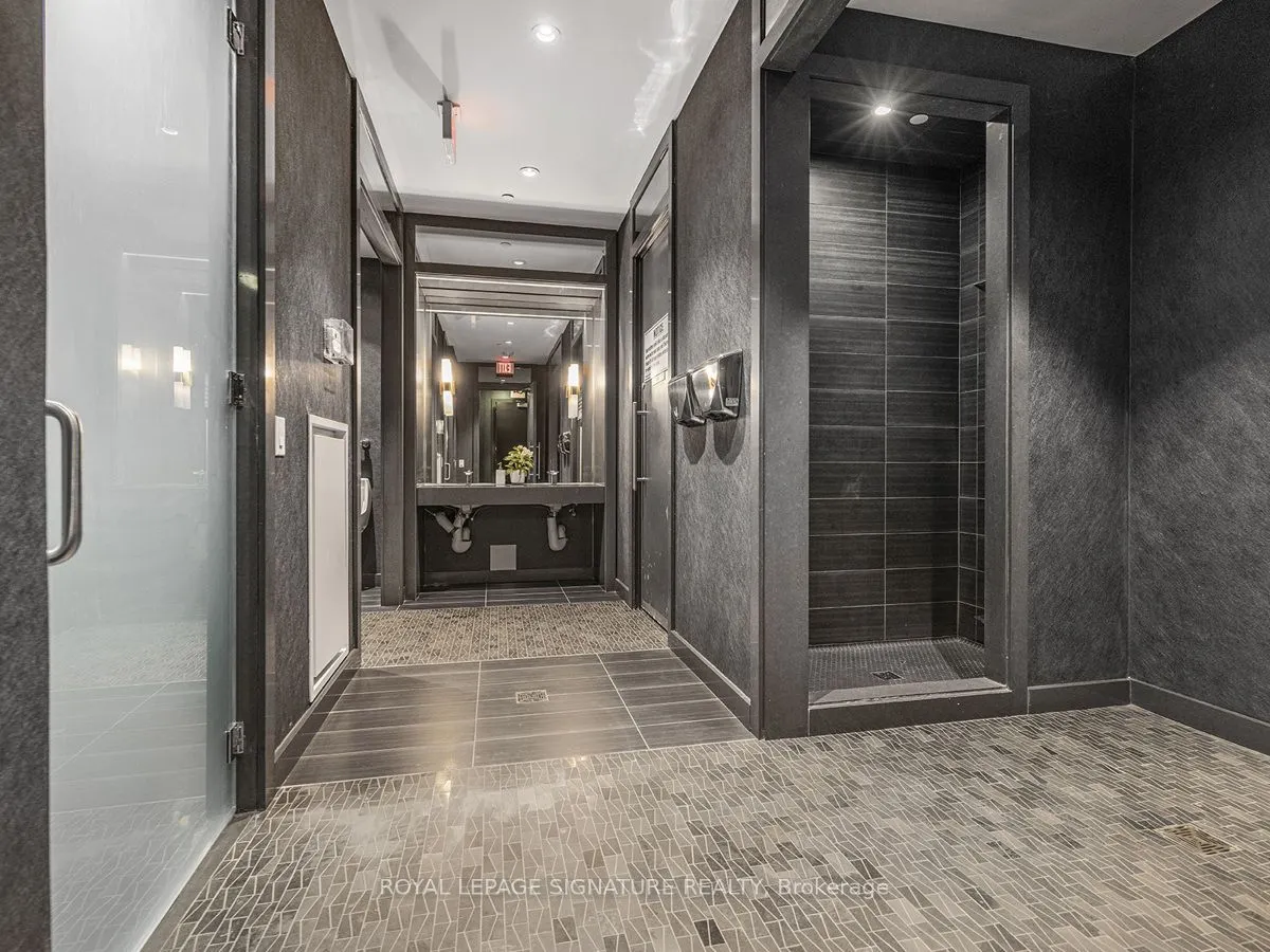 32 Davenport Road, #1704