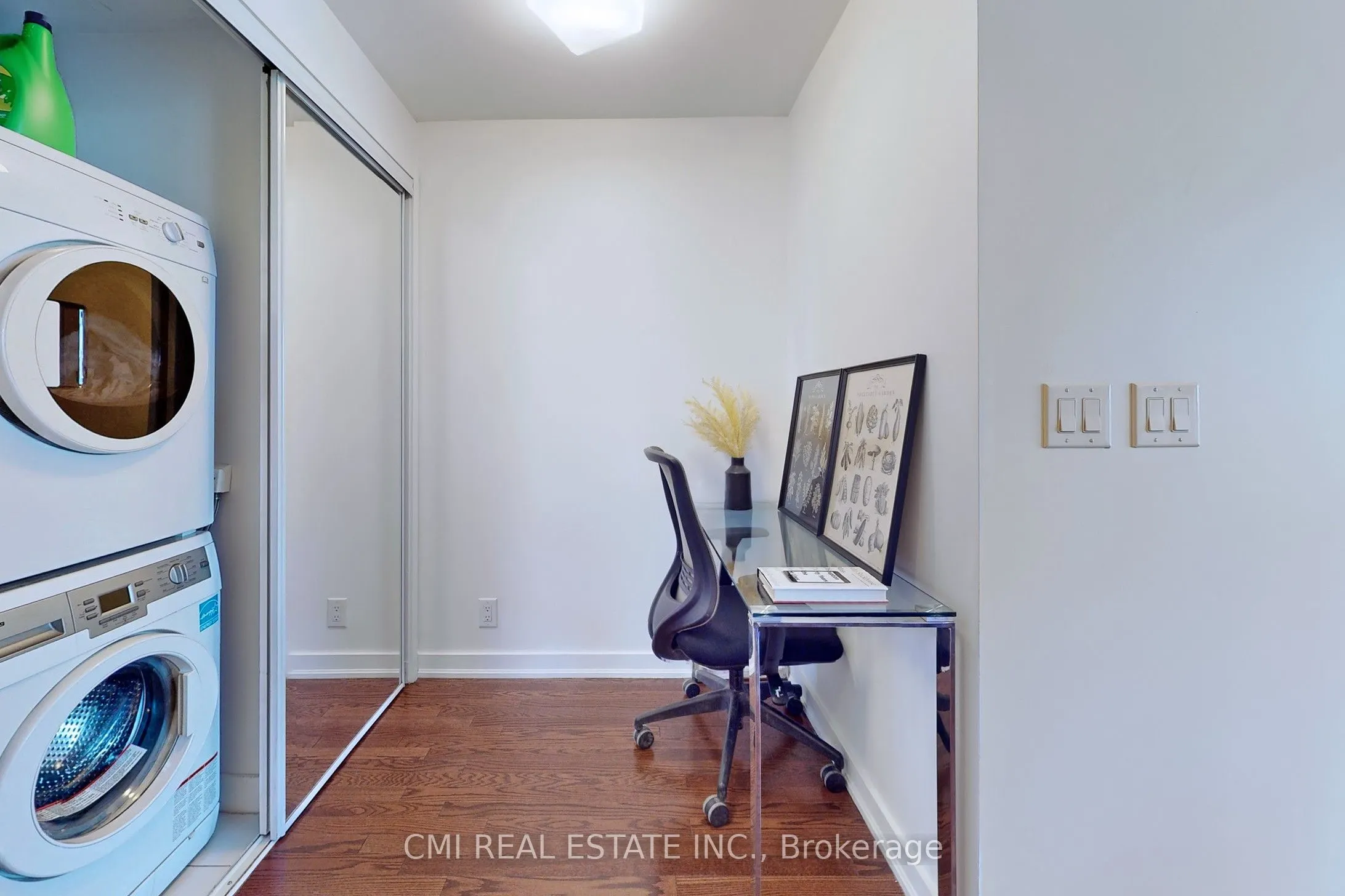 14 York Street, #3610