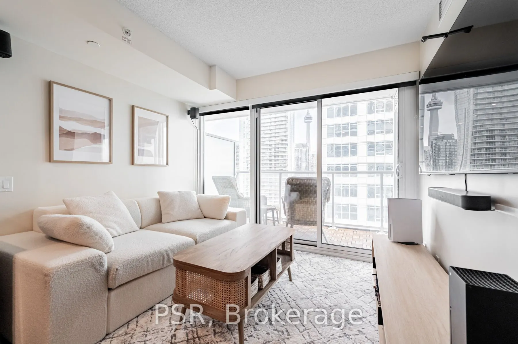 19 Bathurst Street, #2310