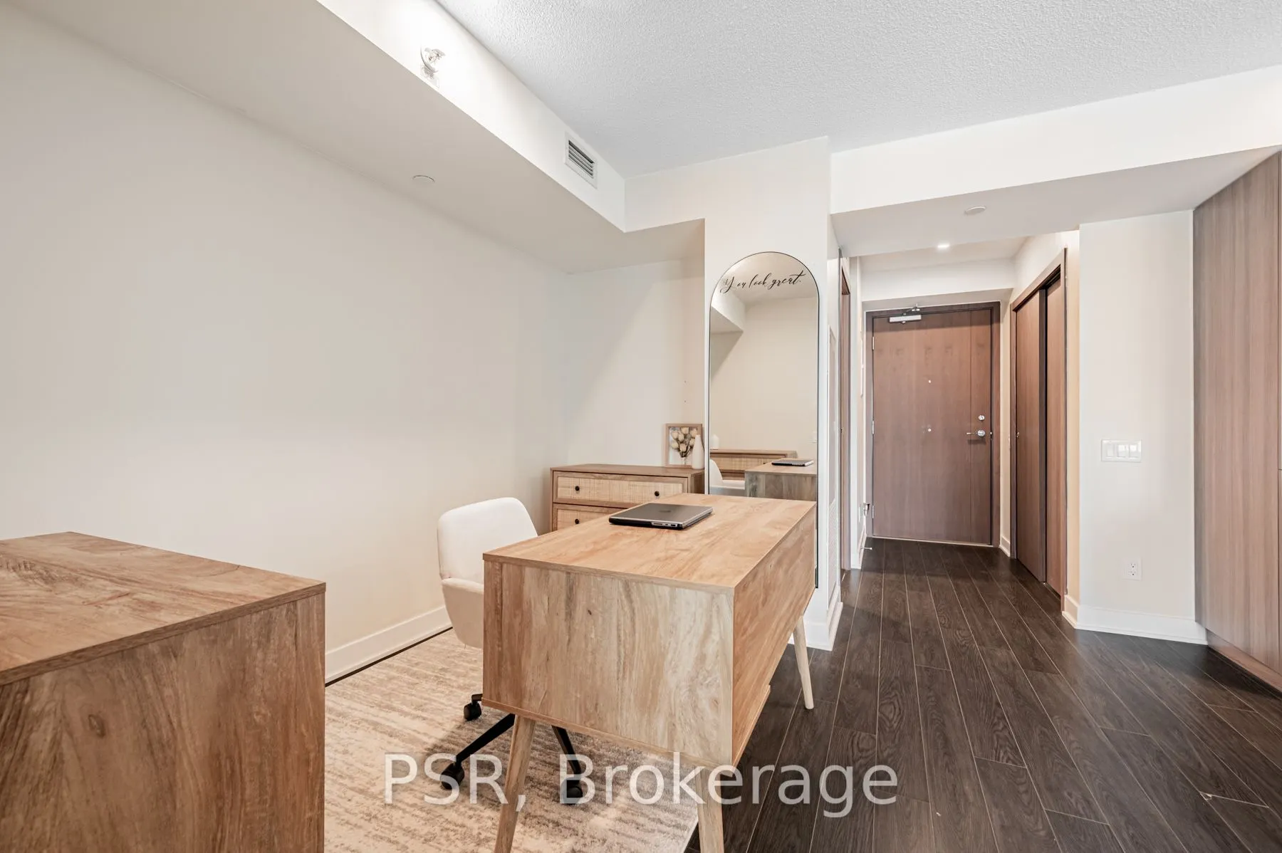 19 Bathurst Street, #2310