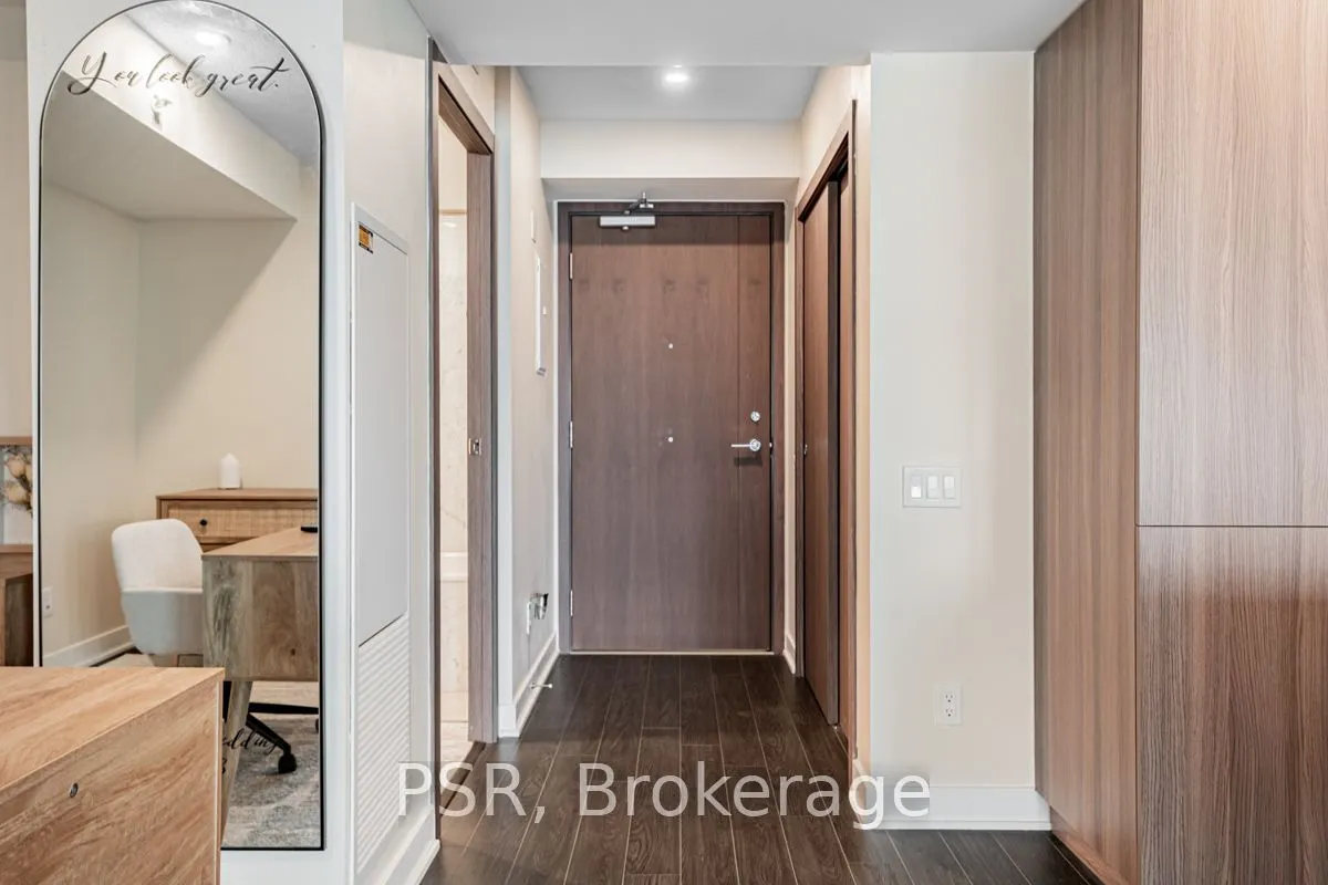 19 Bathurst Street, #2310