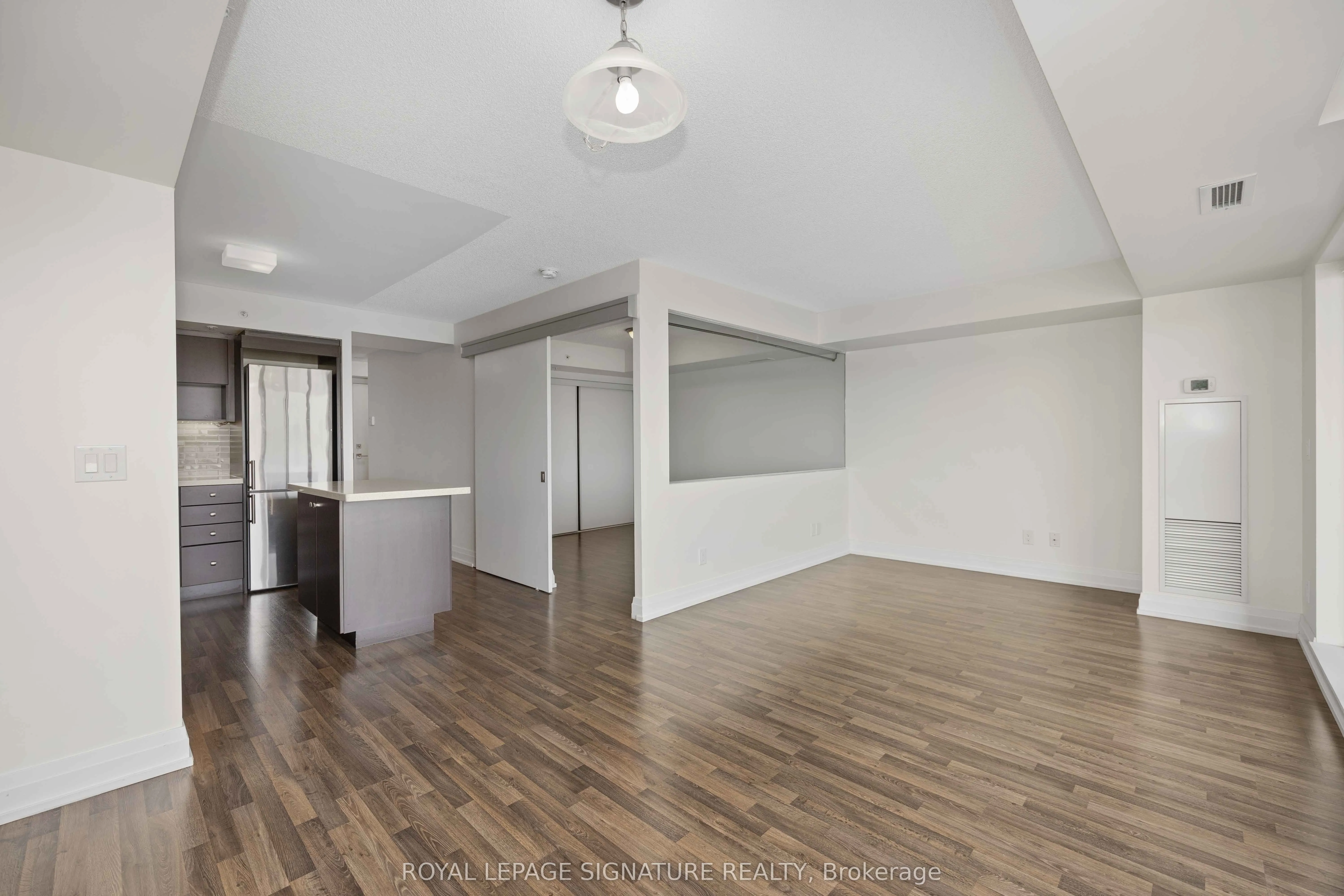 565 Wilson Avenue, #W311