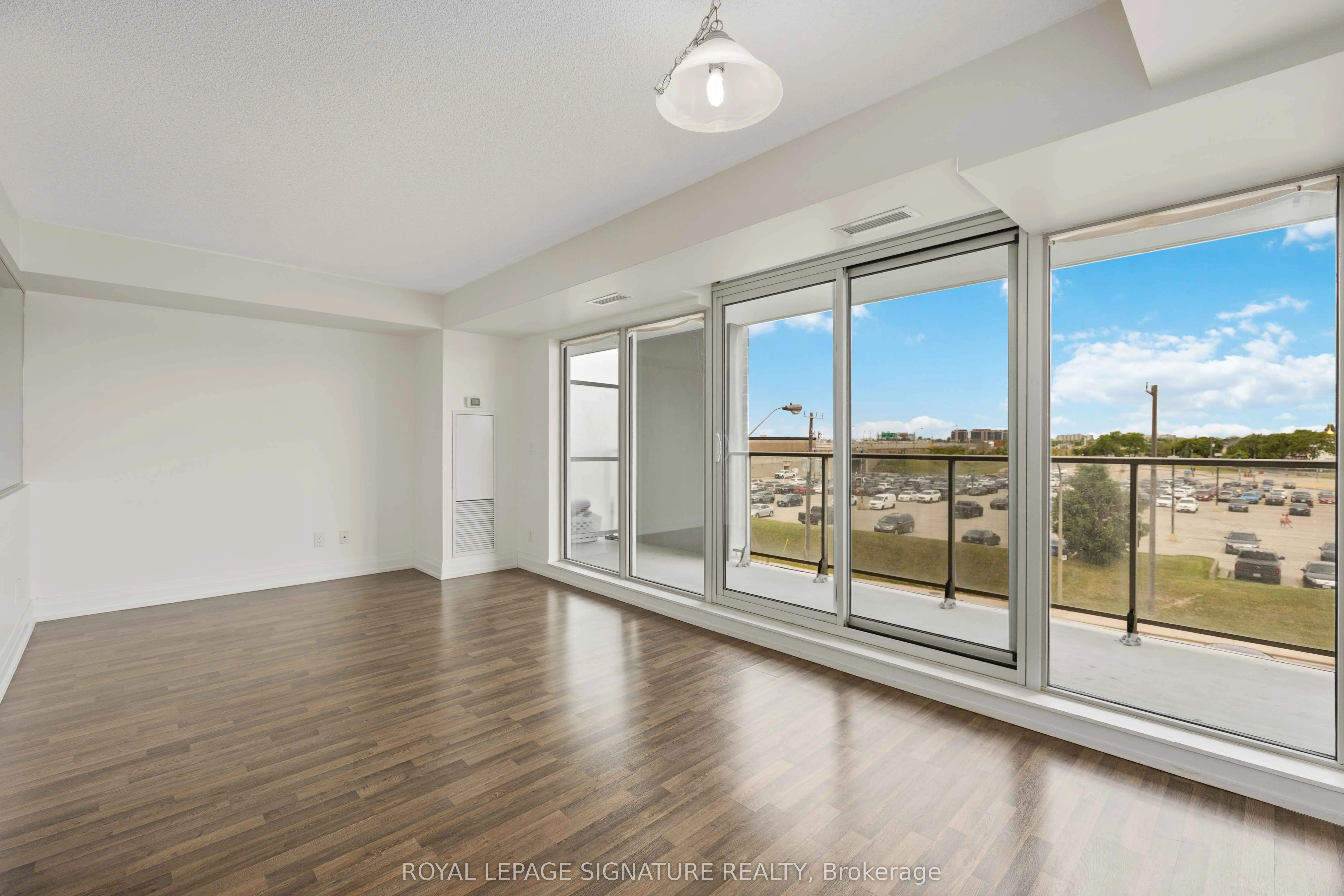 565 Wilson Avenue, #W311