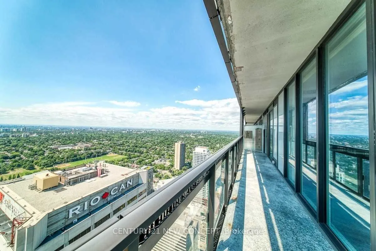 8 Eglinton Avenue E, #4502