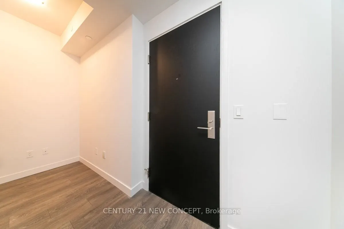 8 Eglinton Avenue E, #4502