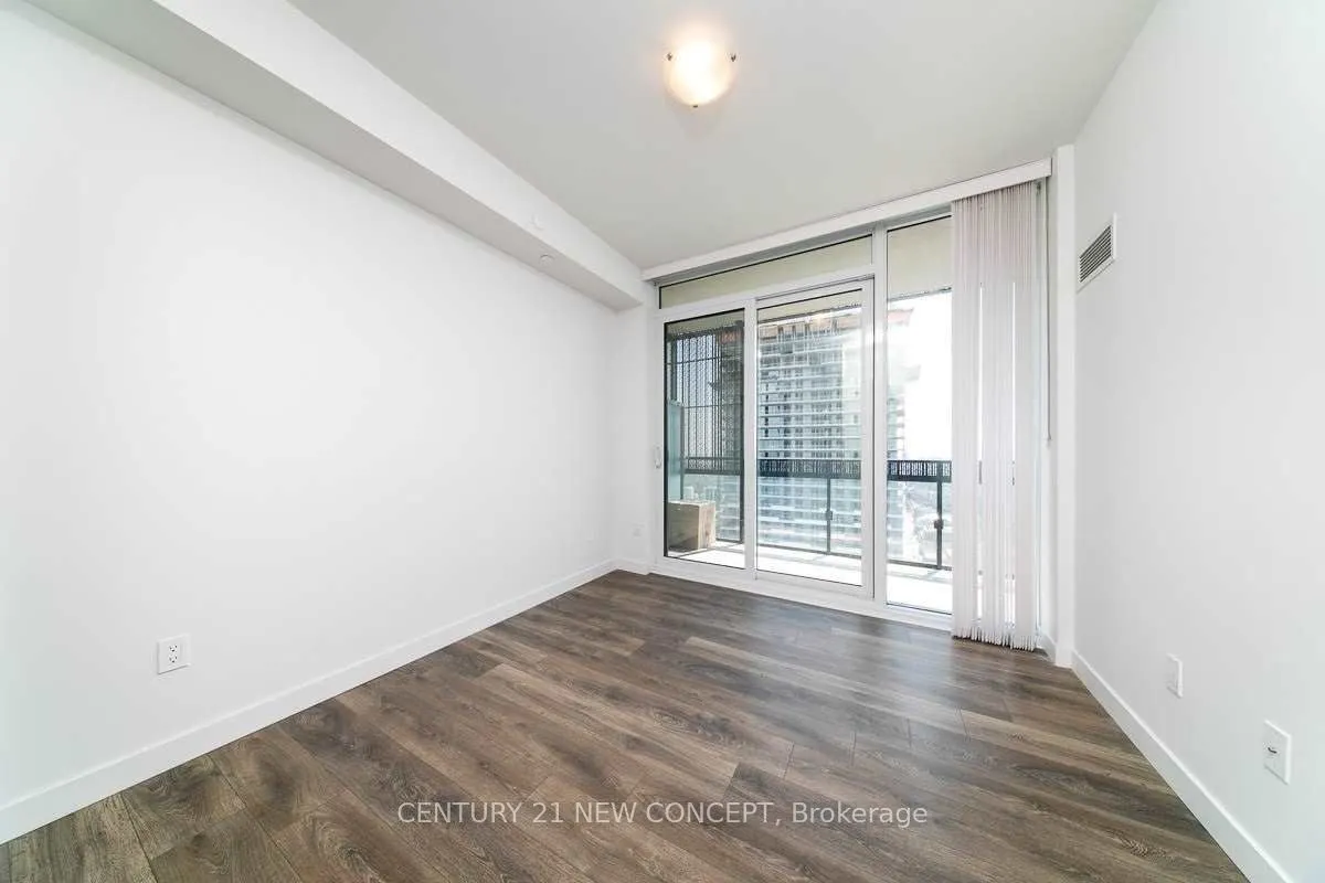 8 Eglinton Avenue E, #4502