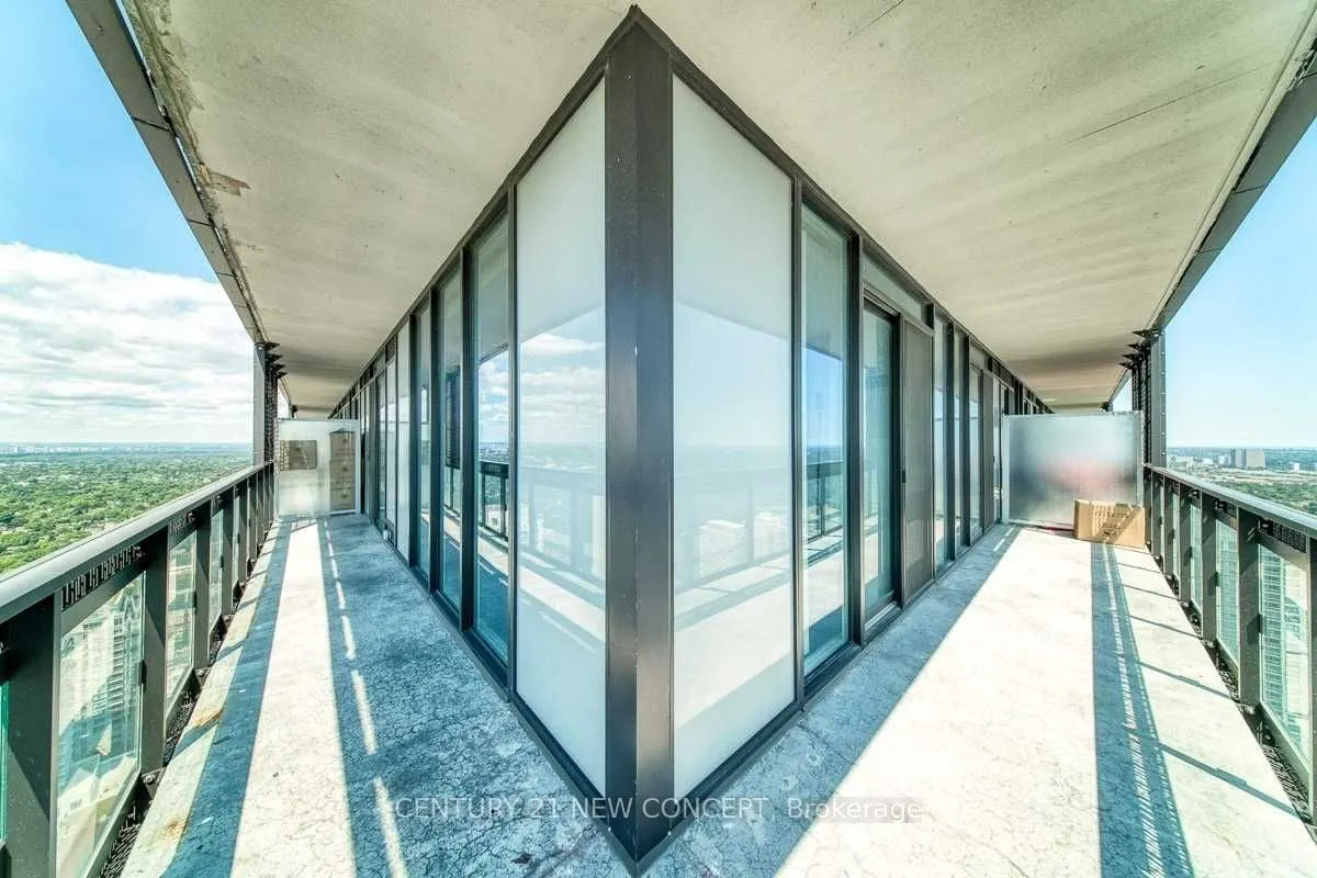 8 Eglinton Avenue E, #4502