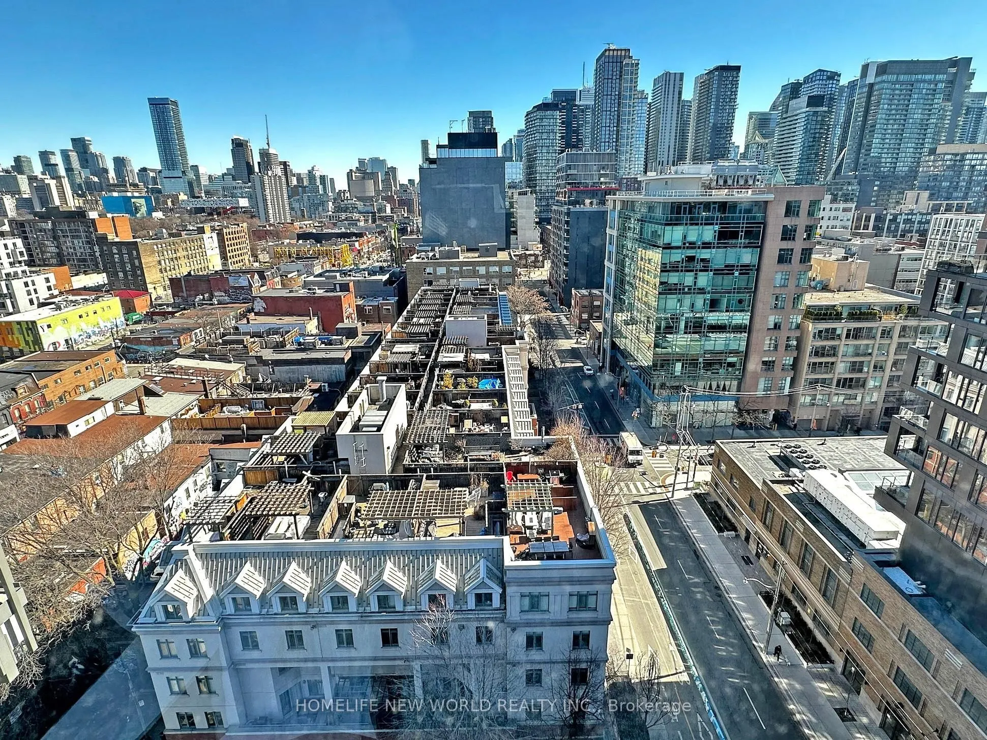 2 Augusta Avenue, #LPH03