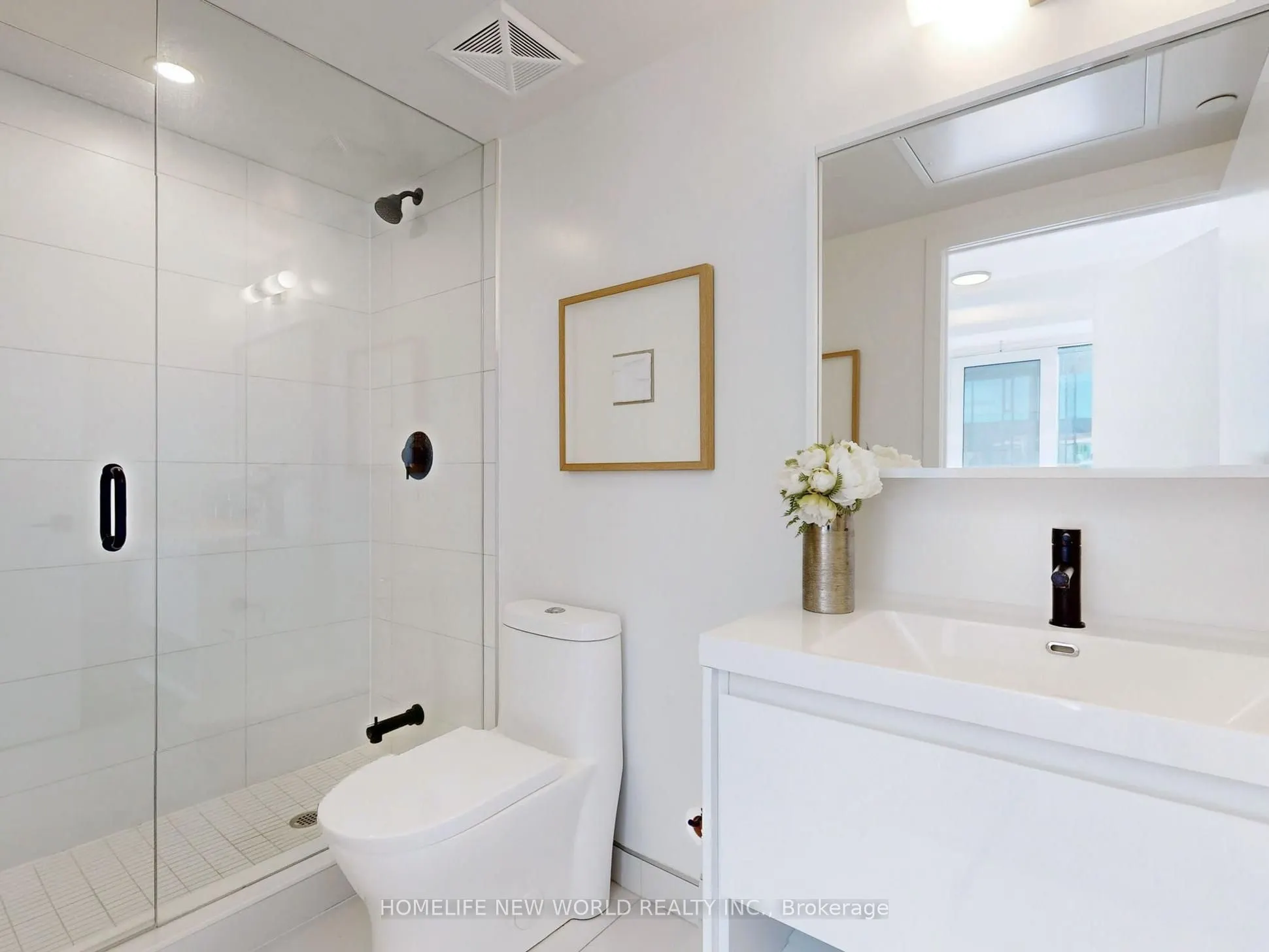 2 Augusta Avenue, #LPH03