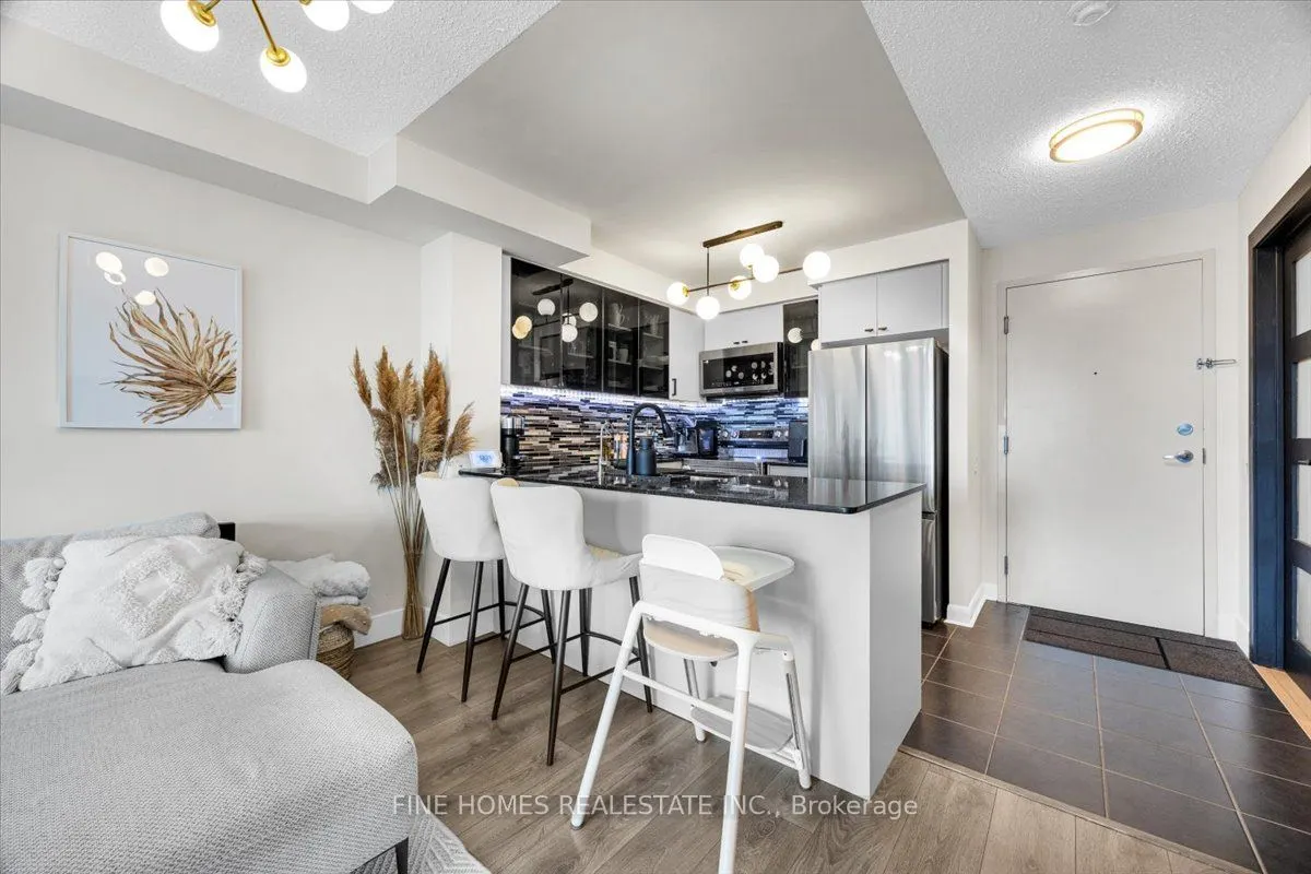 525 Wilson Avenue, #505