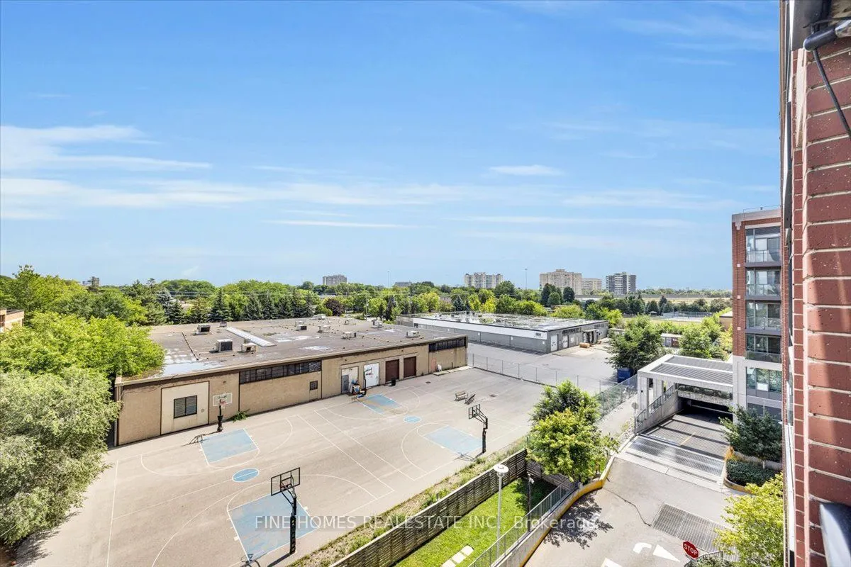 525 Wilson Avenue, #505