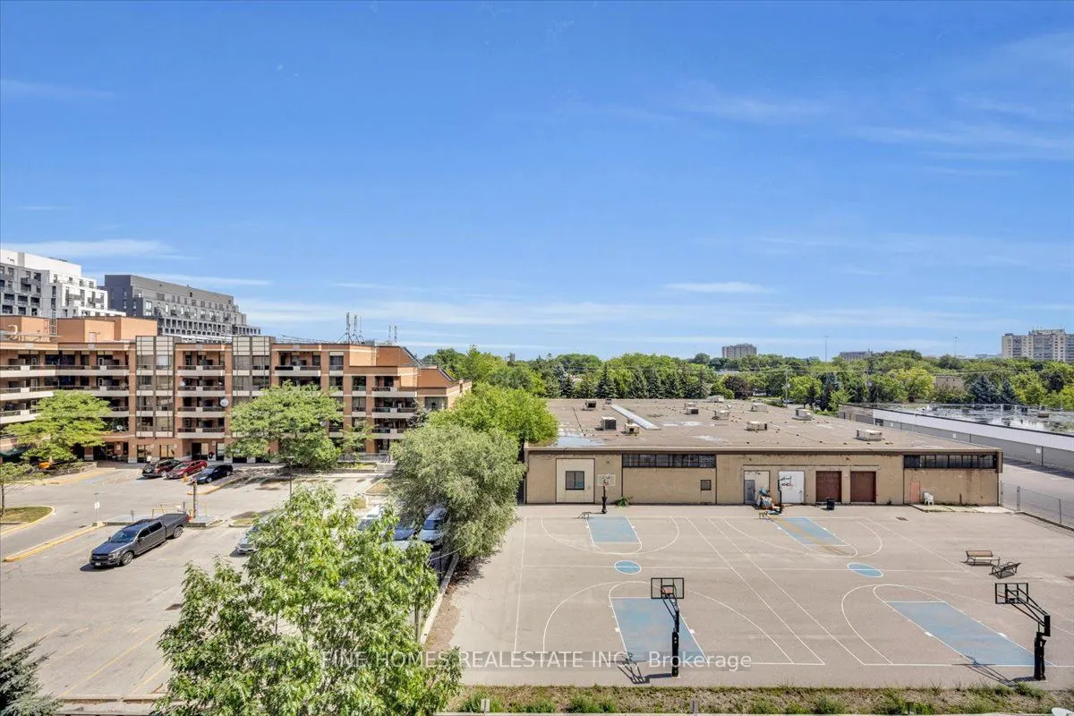 525 Wilson Avenue, #505