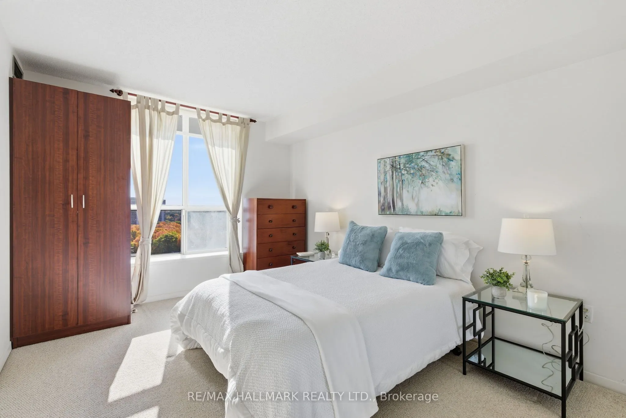 21 Overlea Boulevard, #1801