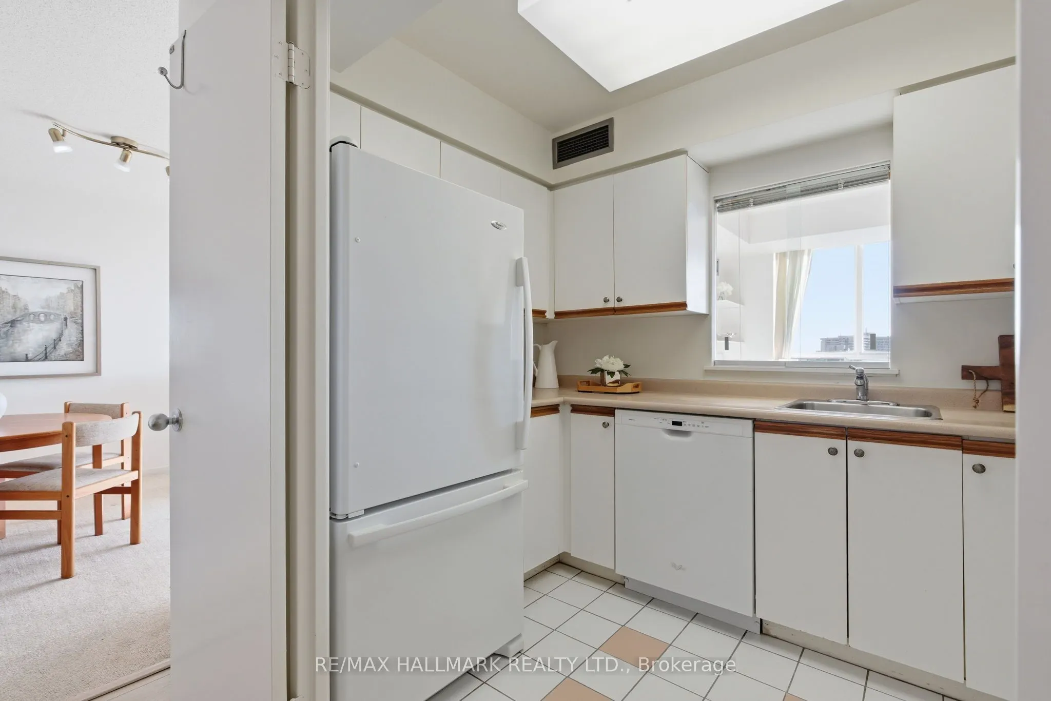 21 Overlea Boulevard, #1801