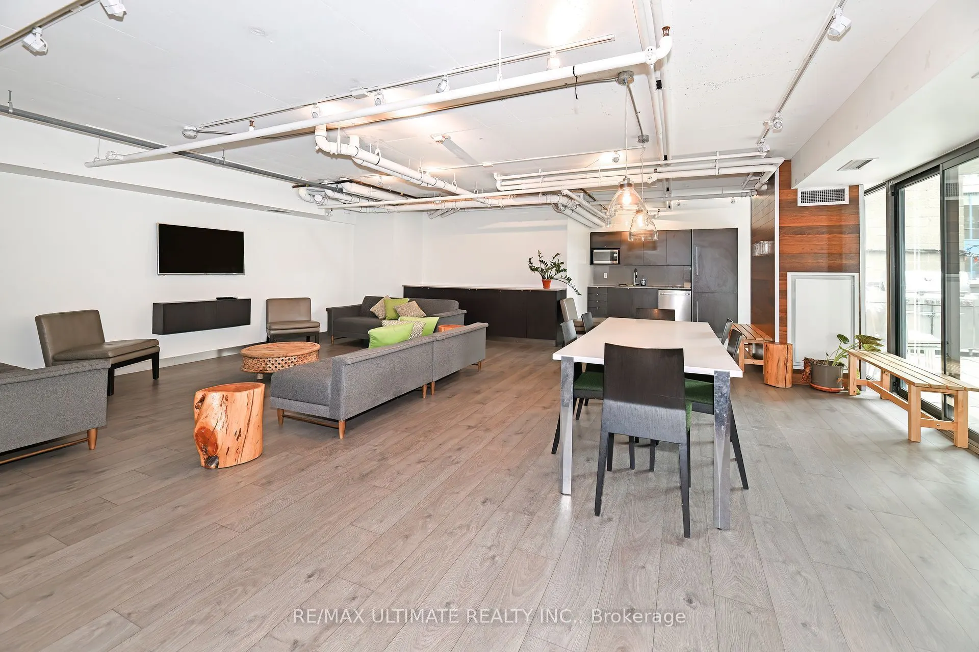 32 Camden Street, ## 405