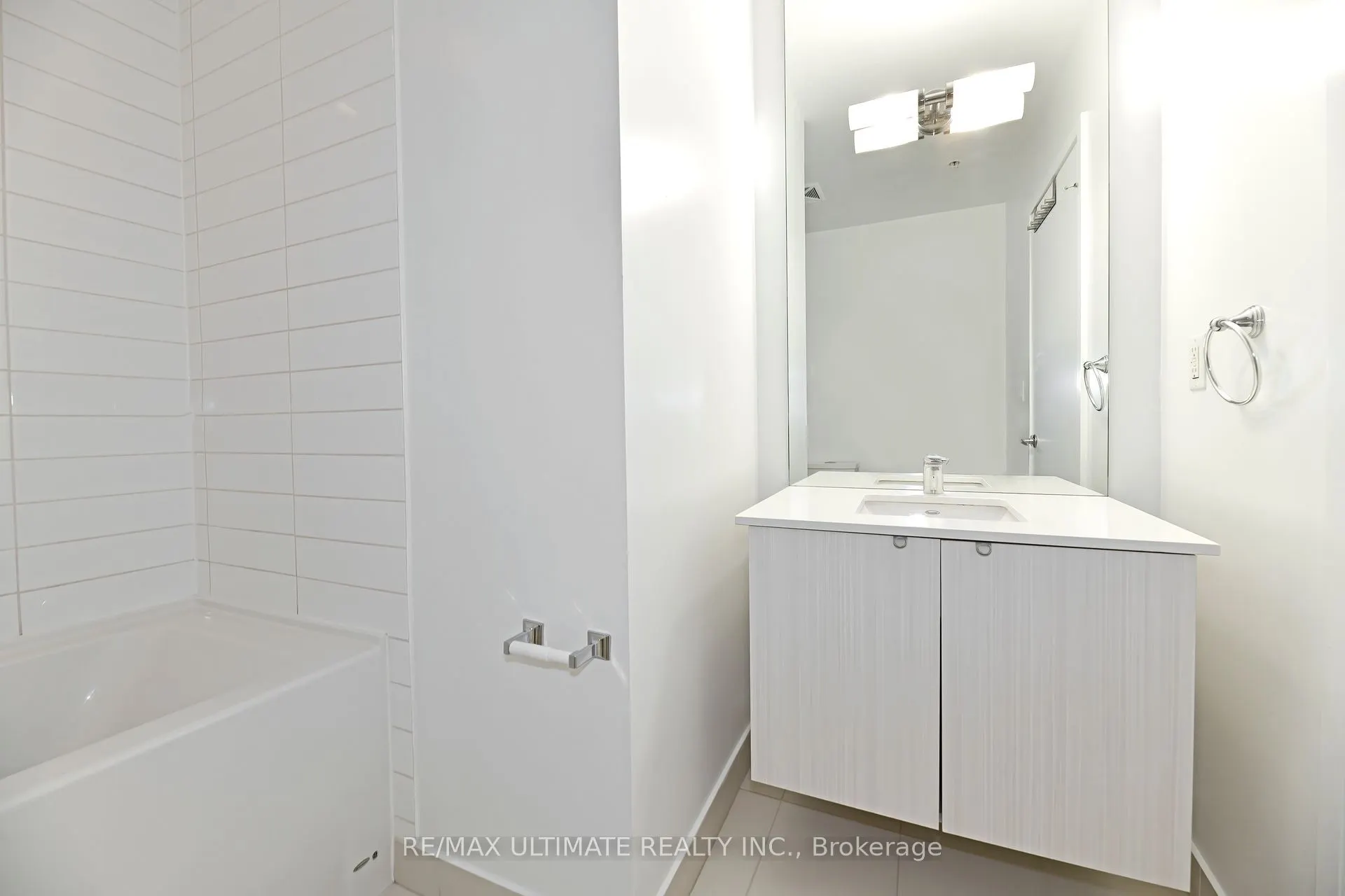 32 Camden Street, ## 405