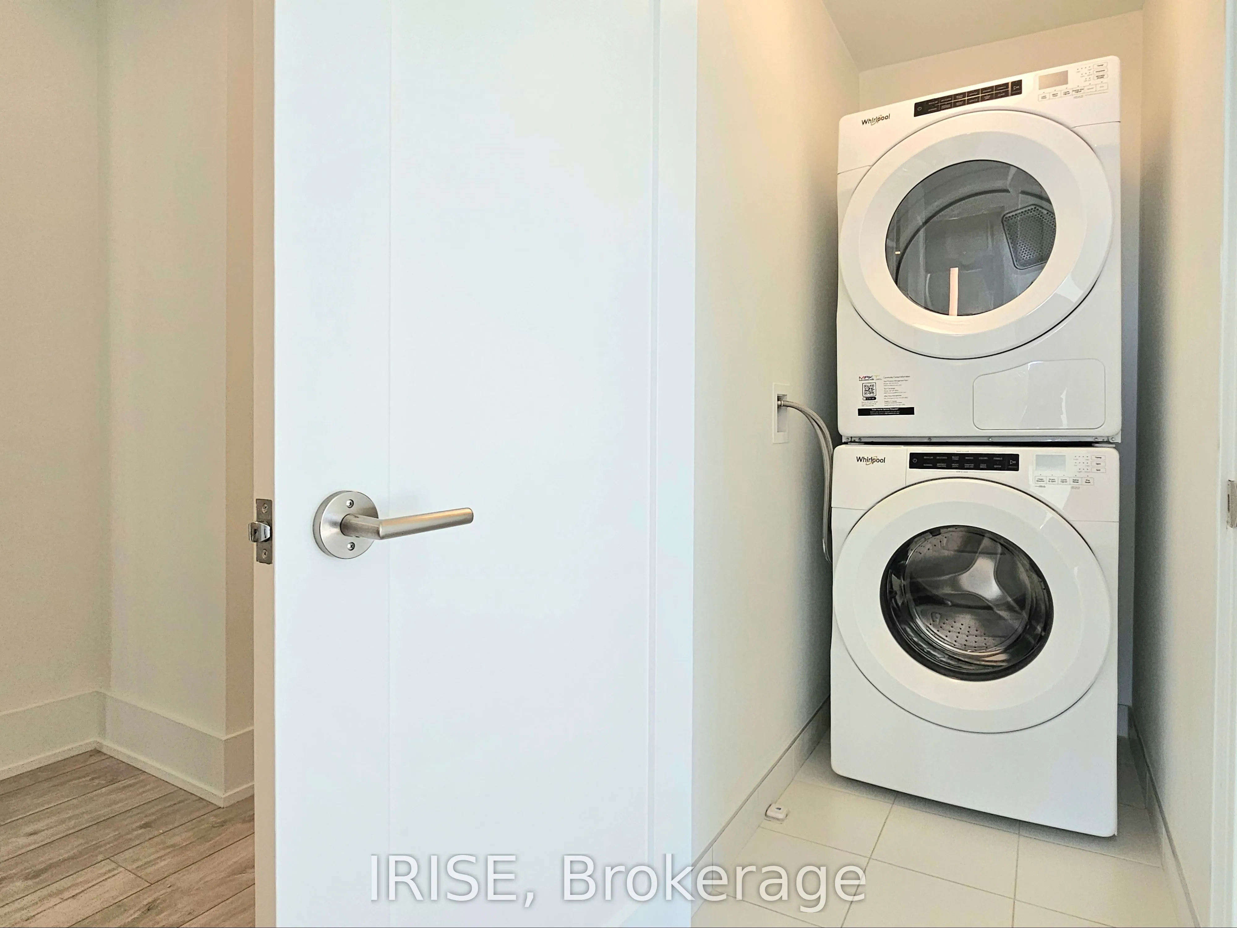 115 Denison Avenue, #905