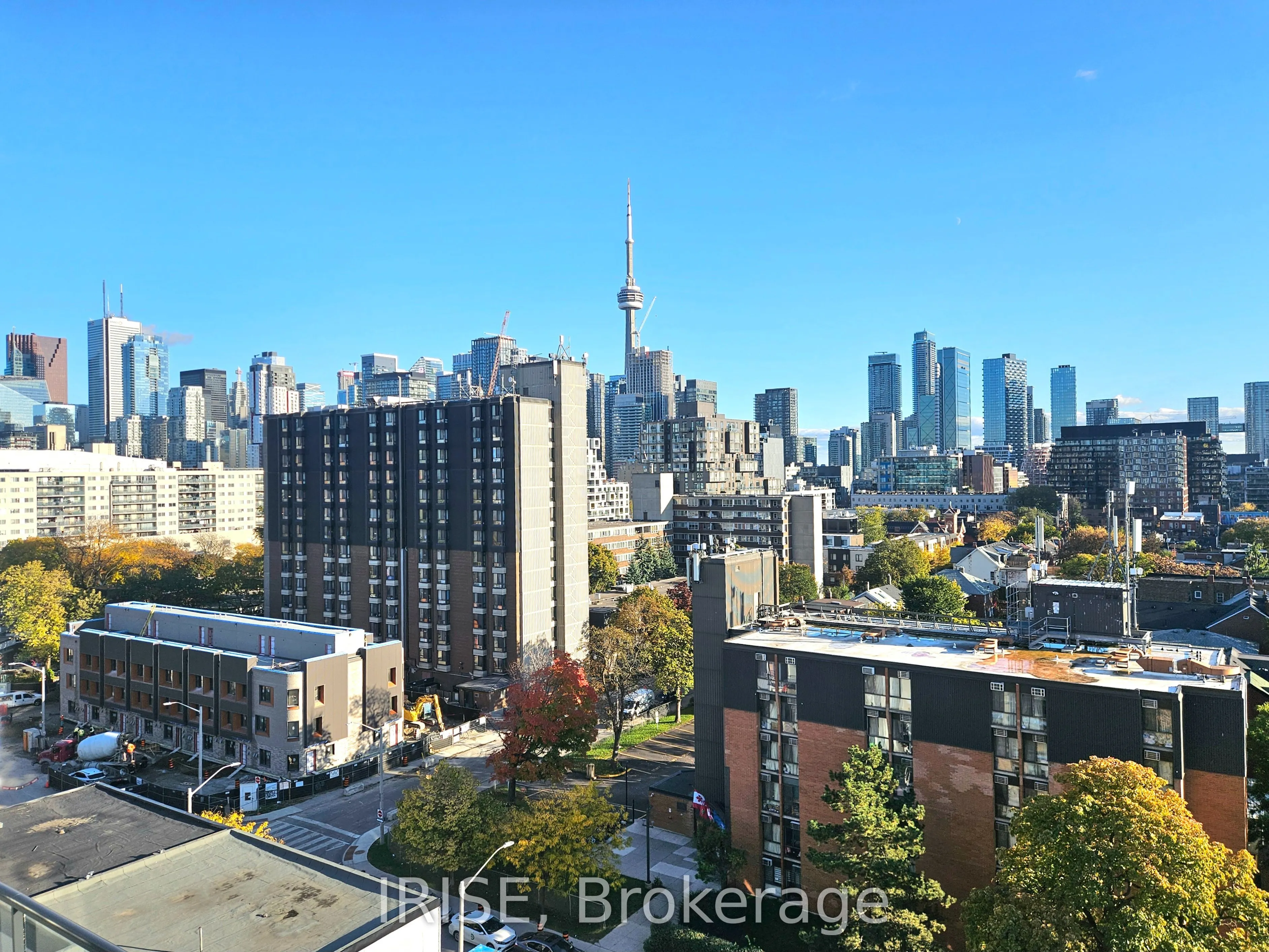 115 Denison Avenue, #905