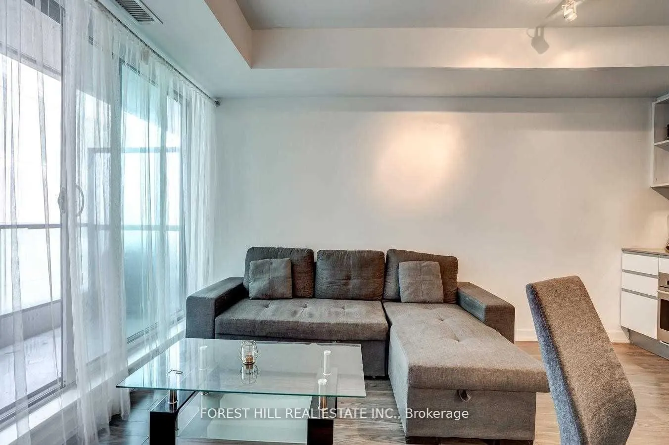 377 Madison Avenue, #426