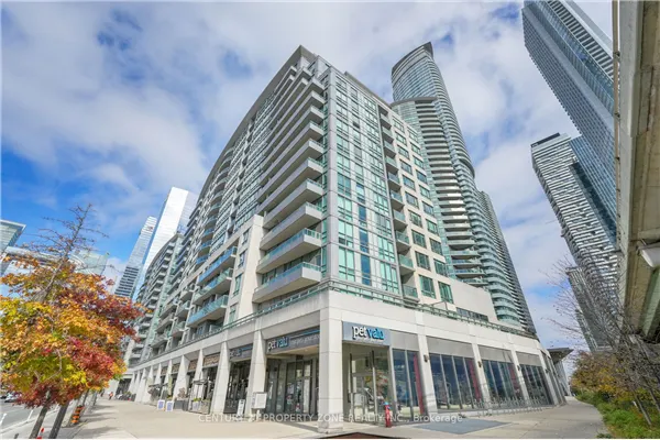 25 Lower Simcoe Street, #527