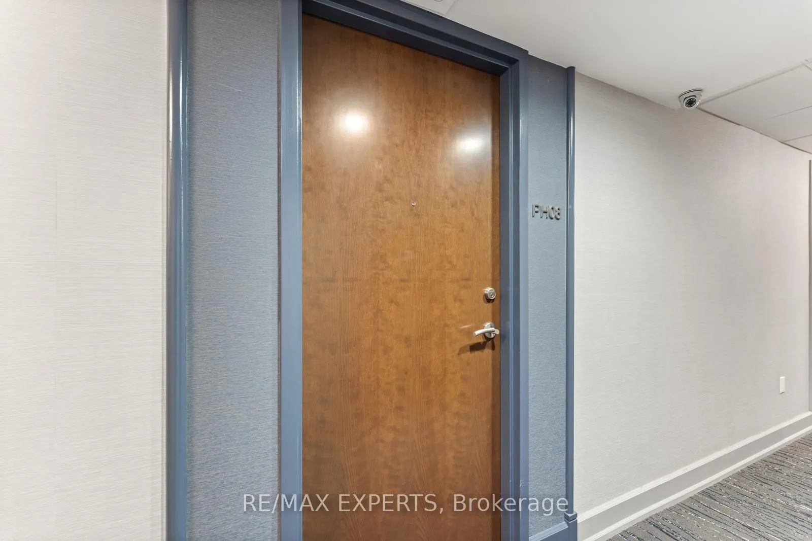 650 Sheppard Avenue, #PH08