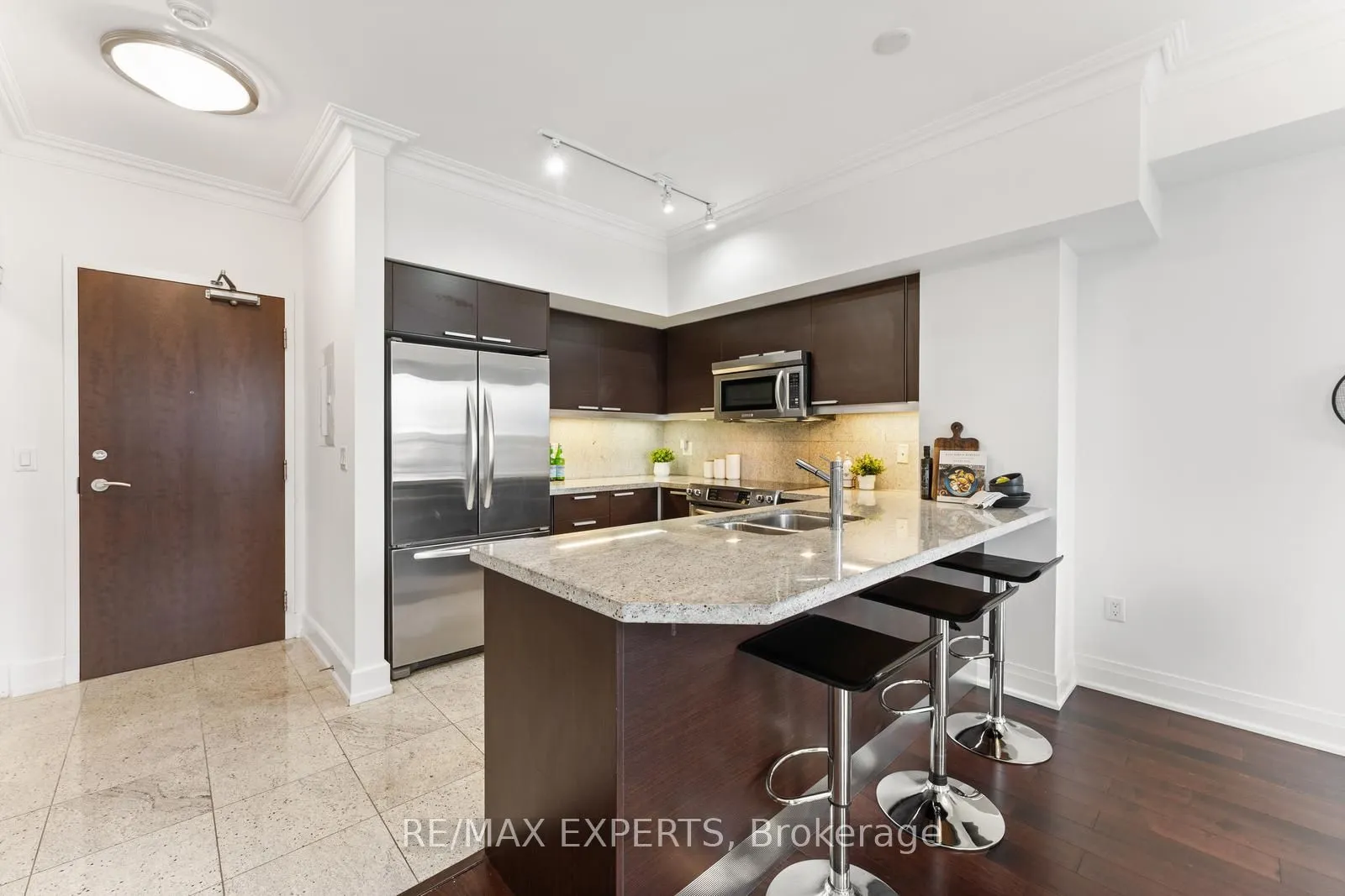 650 Sheppard Avenue, #PH08