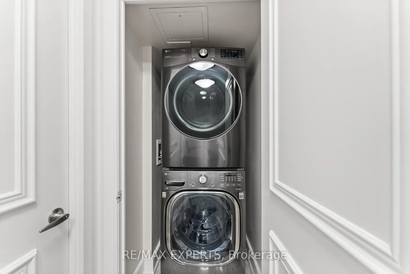 650 Sheppard Avenue, #PH08