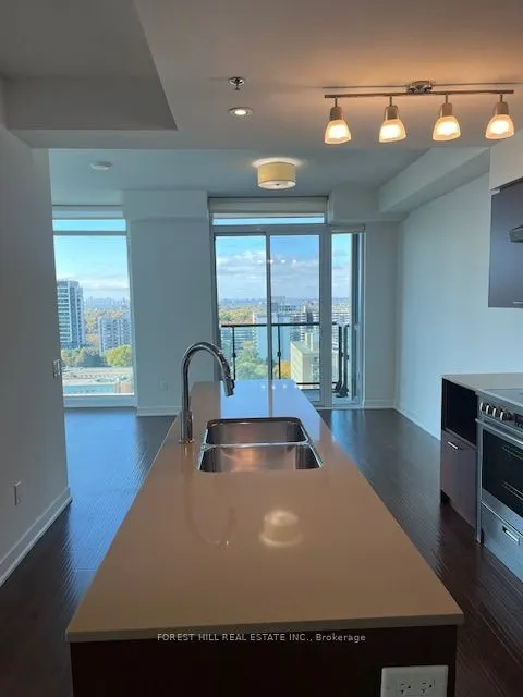 320 Tweedsmuir Avenue, #1809