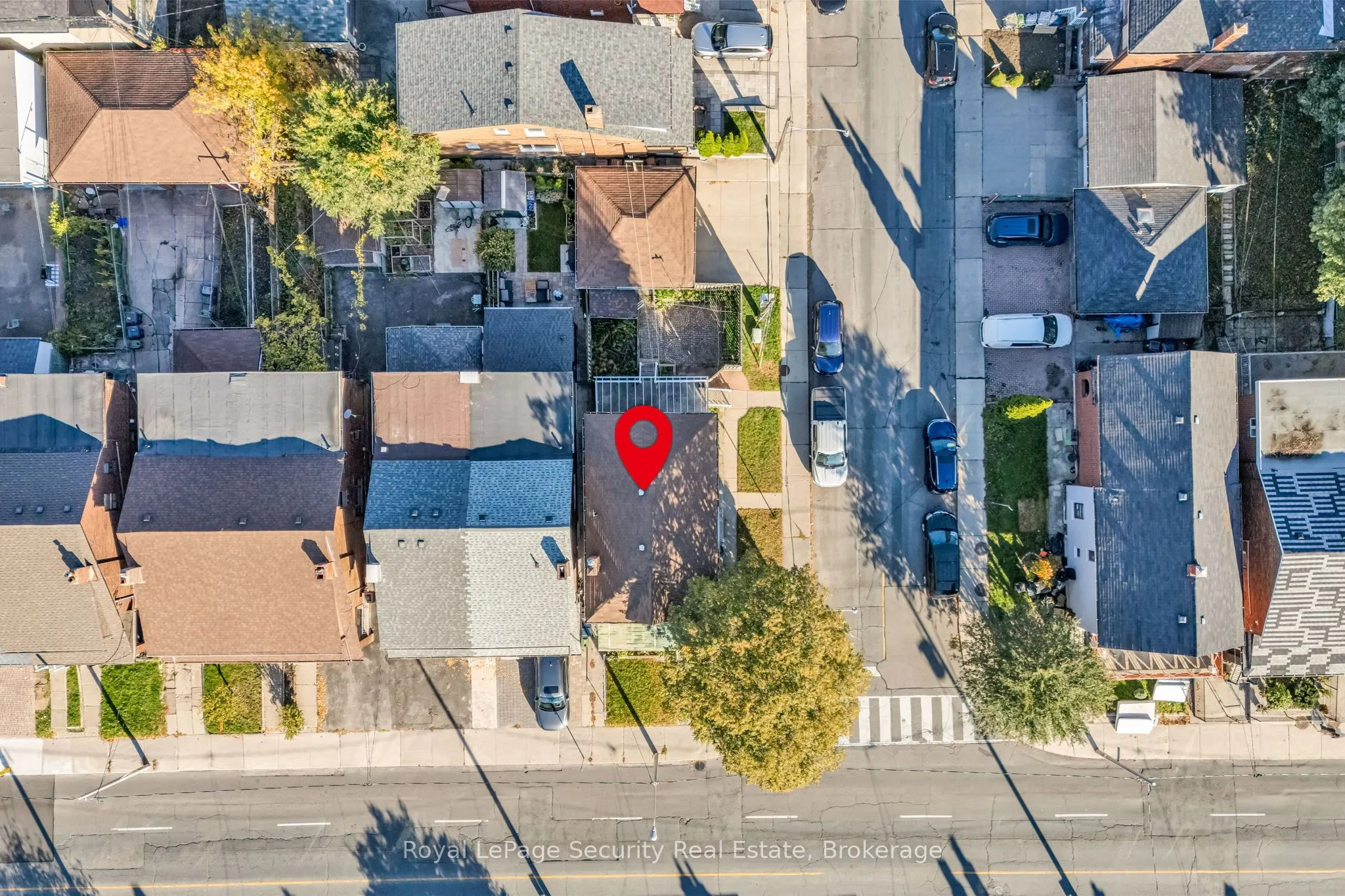 1937 Dufferin Street