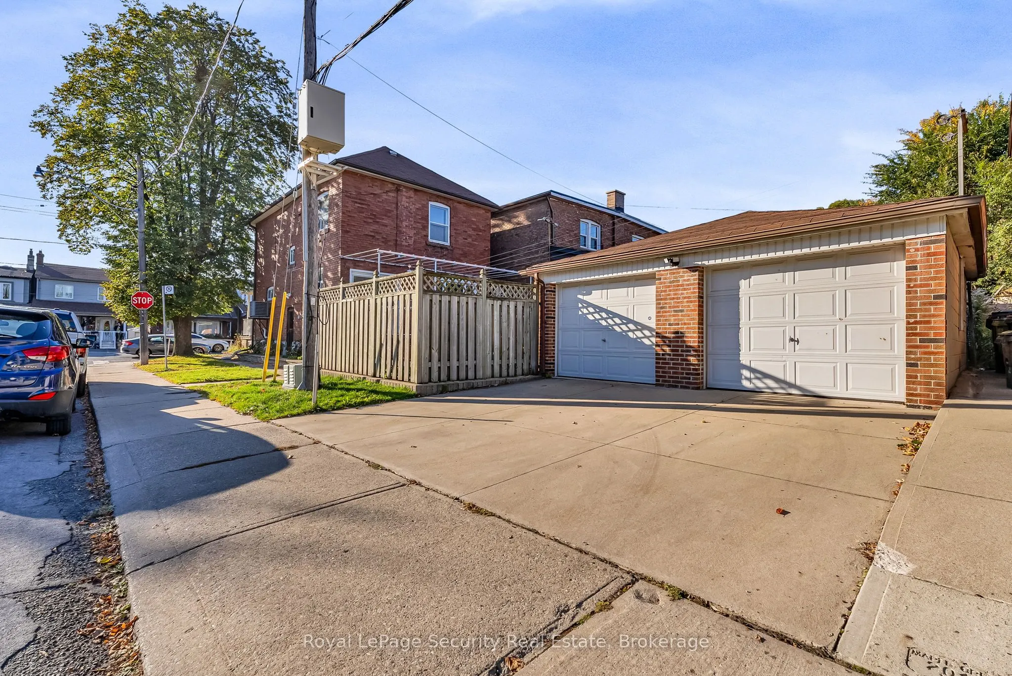 1937 Dufferin Street