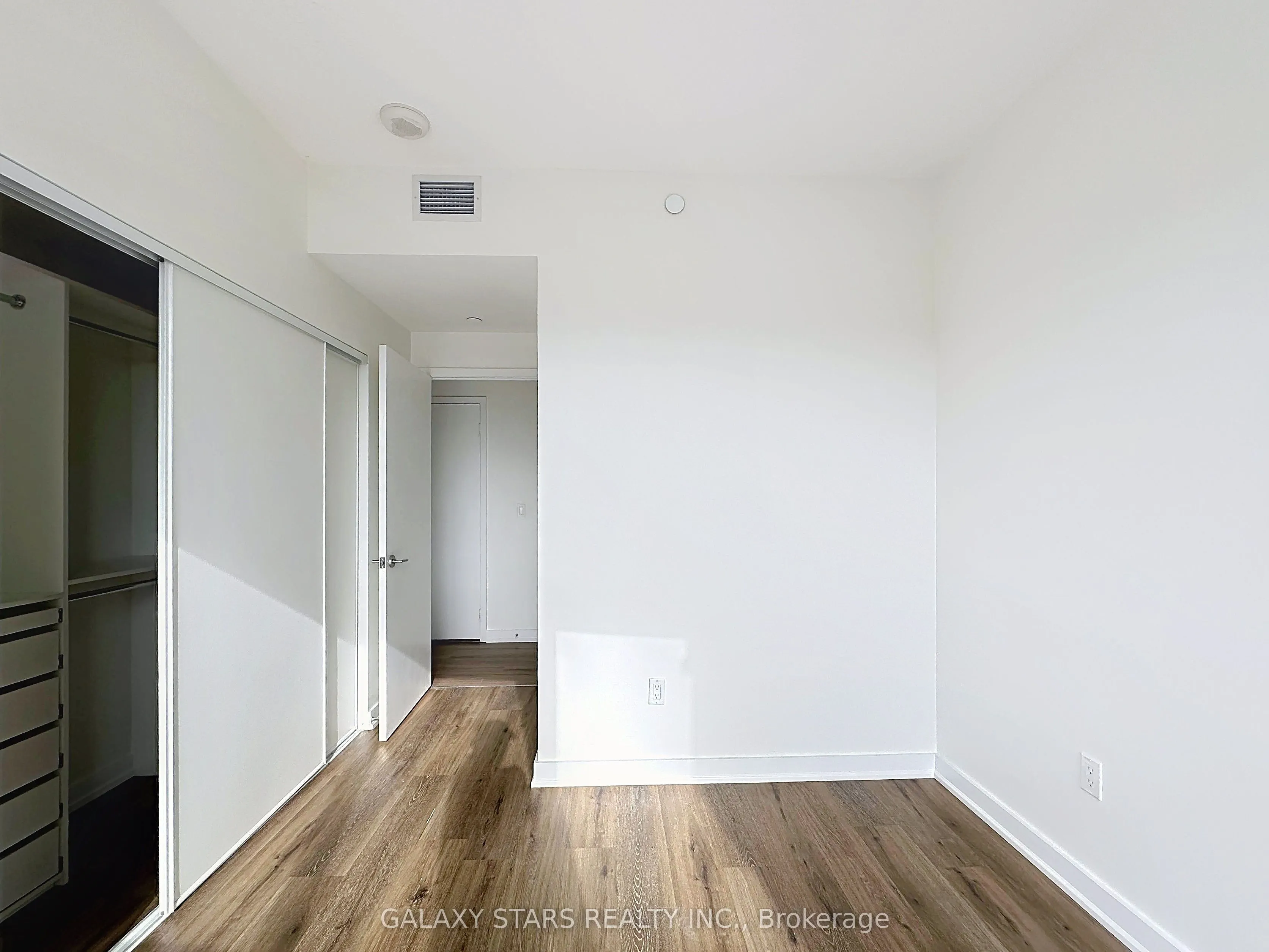 117 McMahon Drive, #203