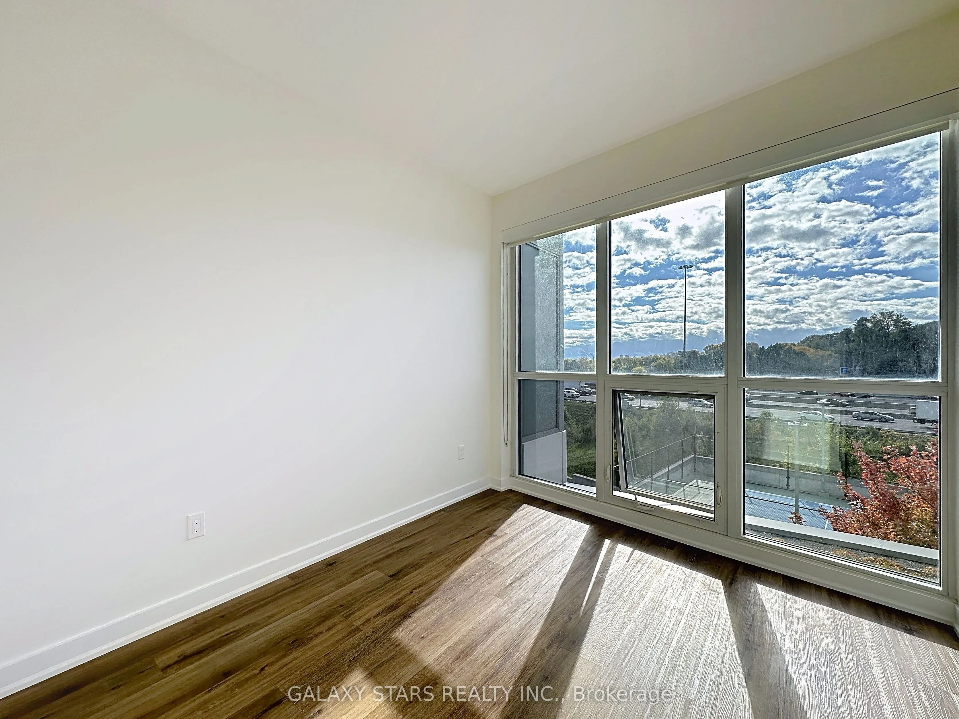 117 McMahon Drive, #203