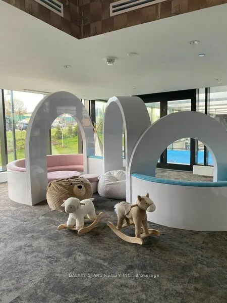 117 McMahon Drive, #203