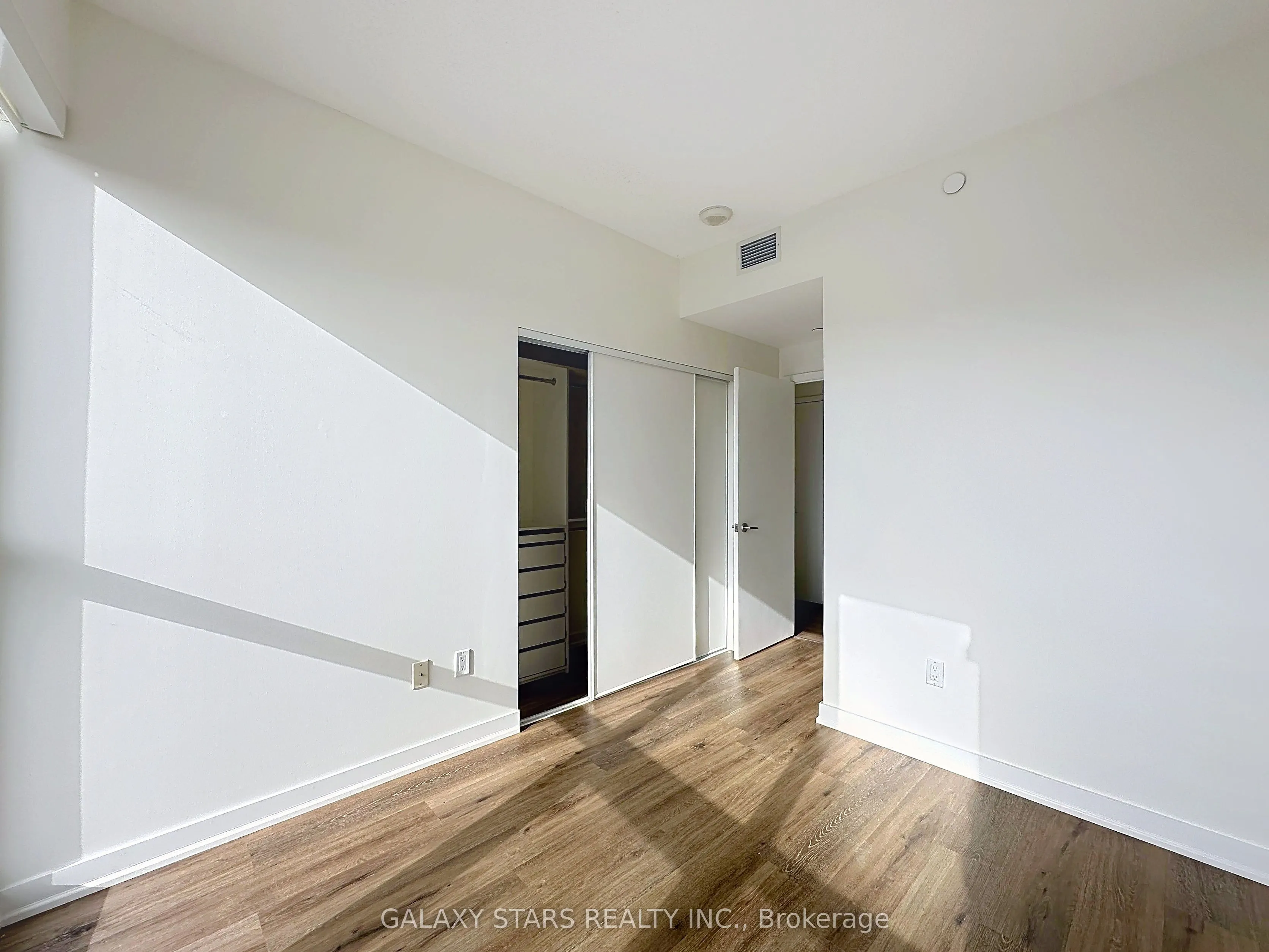 117 McMahon Drive, #203