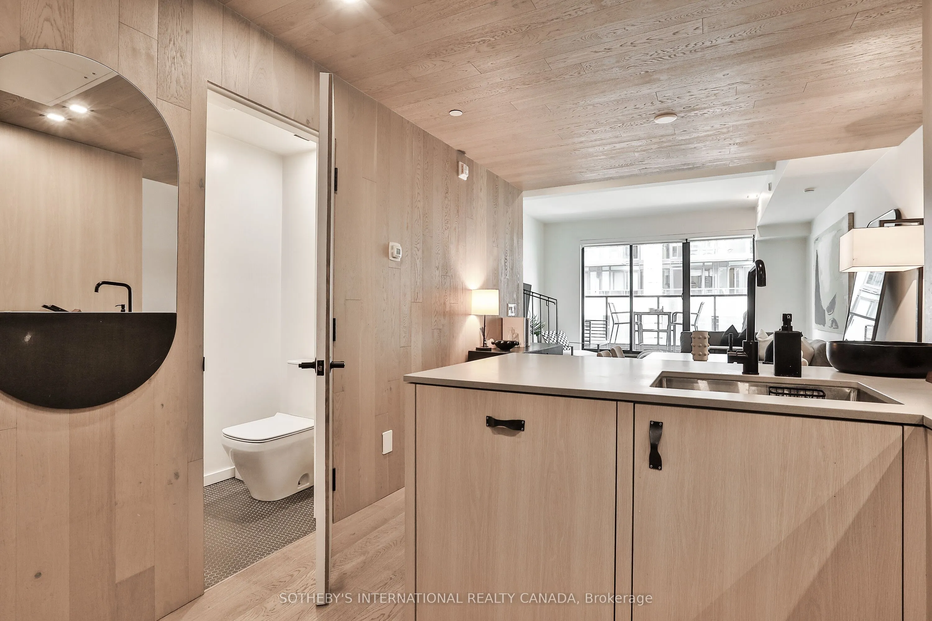 45 Dovercourt Road, #302