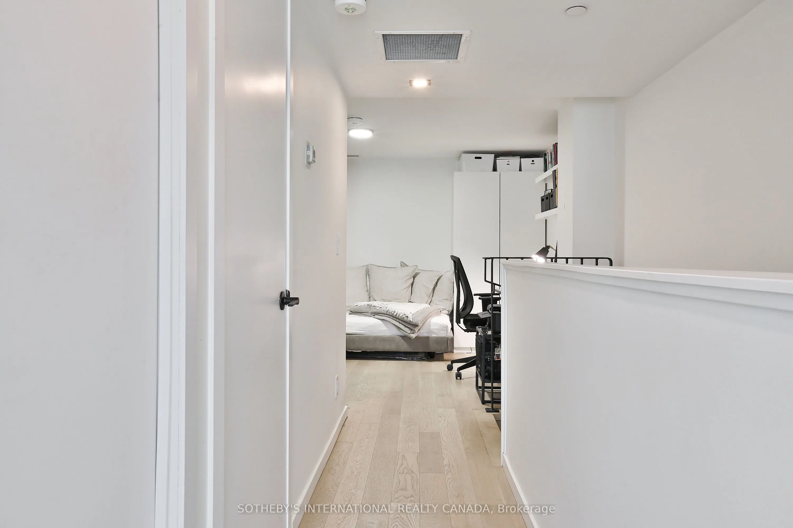 45 Dovercourt Road, #302