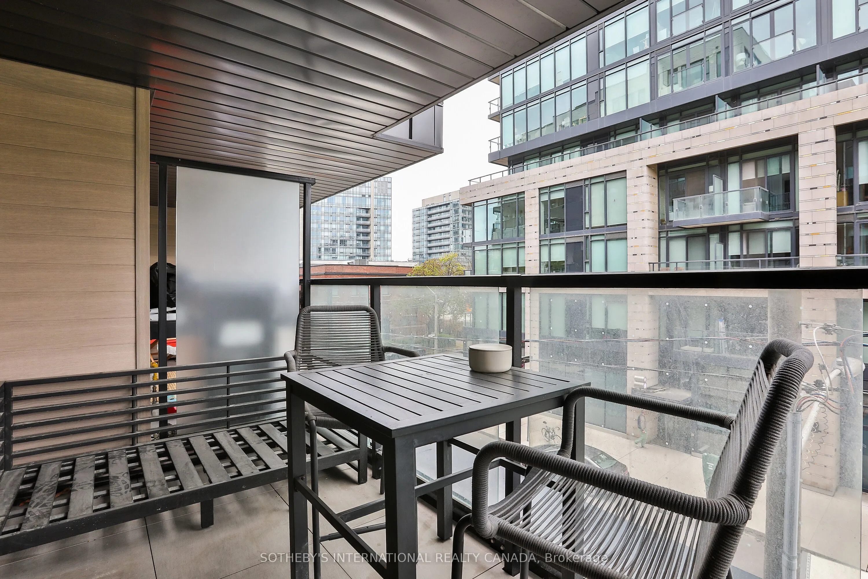 45 Dovercourt Road, #302