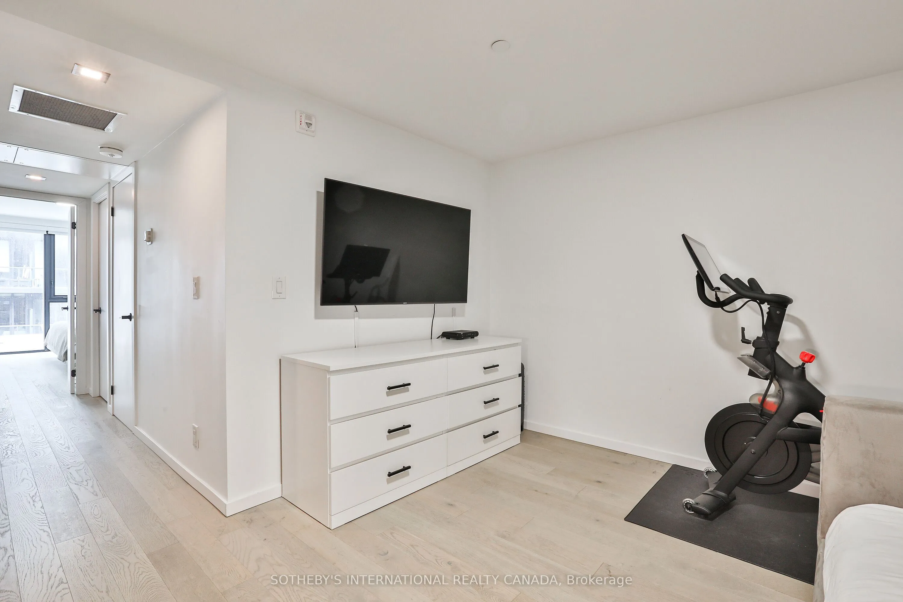 45 Dovercourt Road, #302