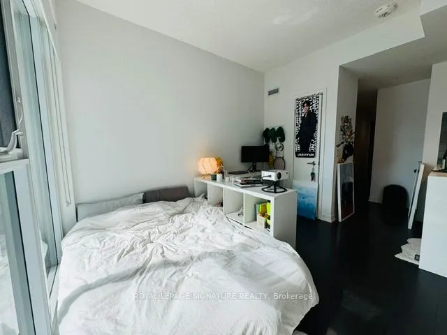 20 Richardson Street, #1606