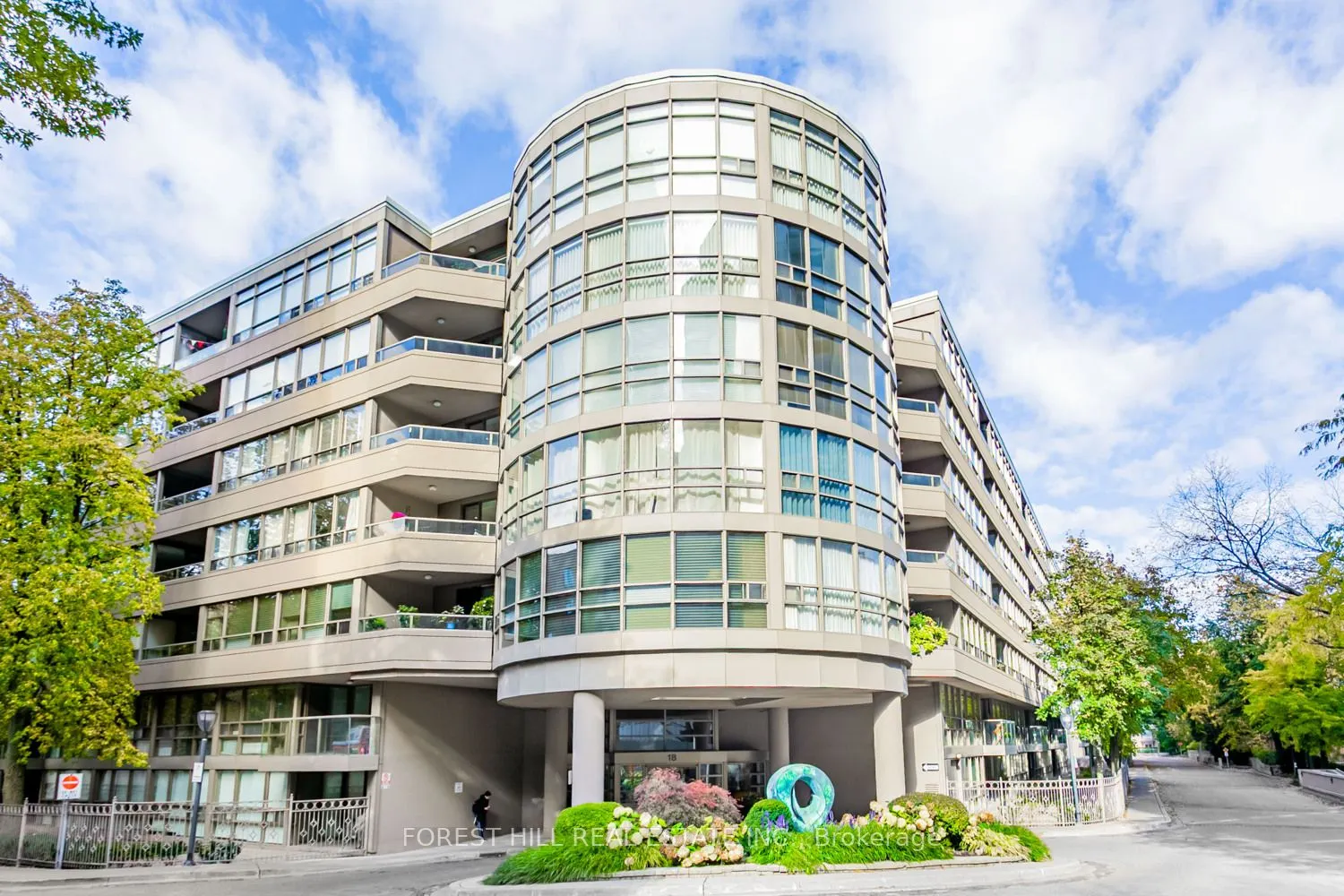 18 Lower Village Gate, #307