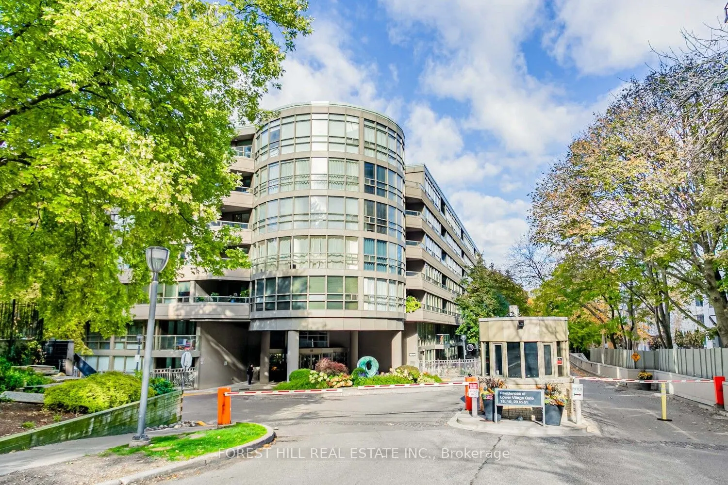 18 Lower Village Gate, #307