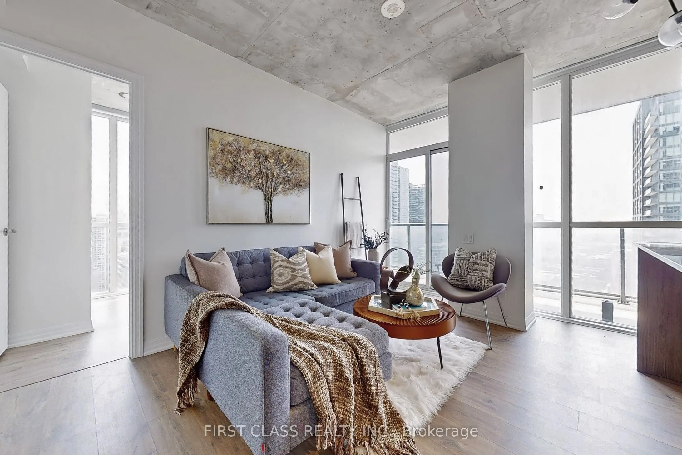 88 Blue Jays Way, #2708