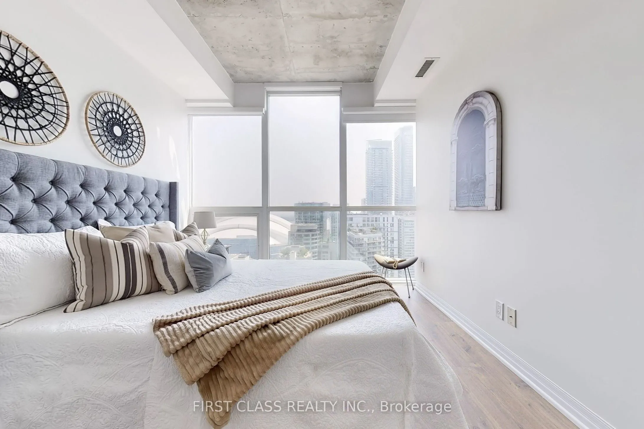 88 Blue Jays Way, #2708