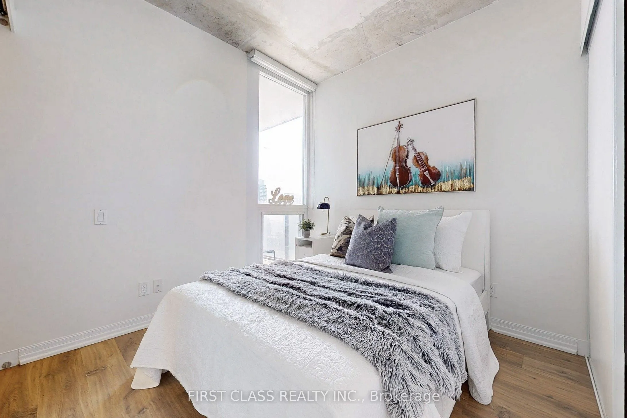 88 Blue Jays Way, #2708