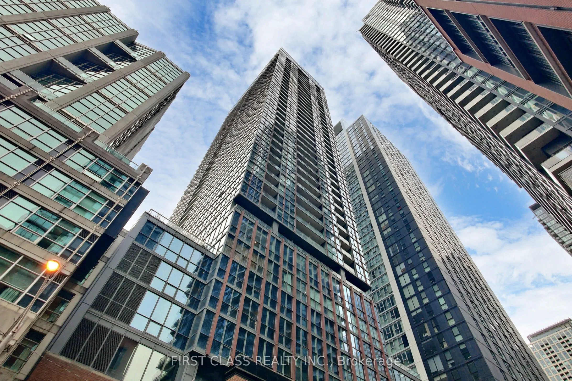 88 Blue Jays Way, #2708